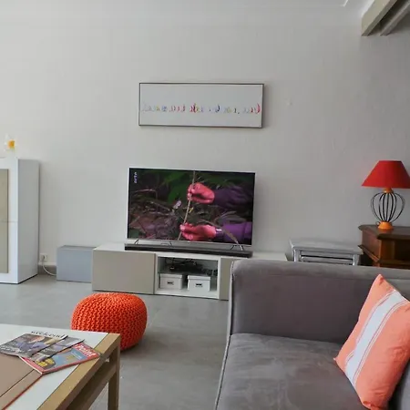 Lou Mazett 2465 לס איסאמברה